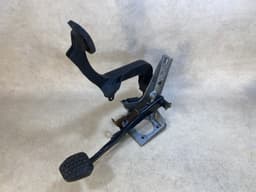 BMW GENUINE BMW 3 E36 Pedal Assembly 35116759771 — thumbnail 3