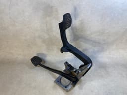 BMW GENUINE BMW 3 E36 Pedal Assembly 35116759771 — thumbnail 10
