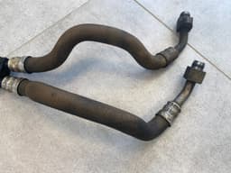 BMW GENUINE BMW X5 E70 X6 E71 Oil cooling pipe outlet 17227795491 — thumbnail 3