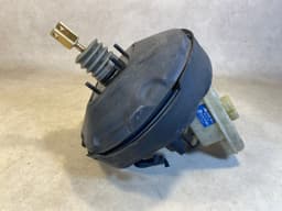 BMW BMW 3 E36 BRAKE PUMP MASTER CYLINDER WITH RESERVOIR 1161680 — thumbnail 1