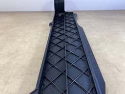 BMW BMW X5 X5M E70 F15 F16 E71 Upper Radiator Carrier Cover 7533539 — thumbnail 4