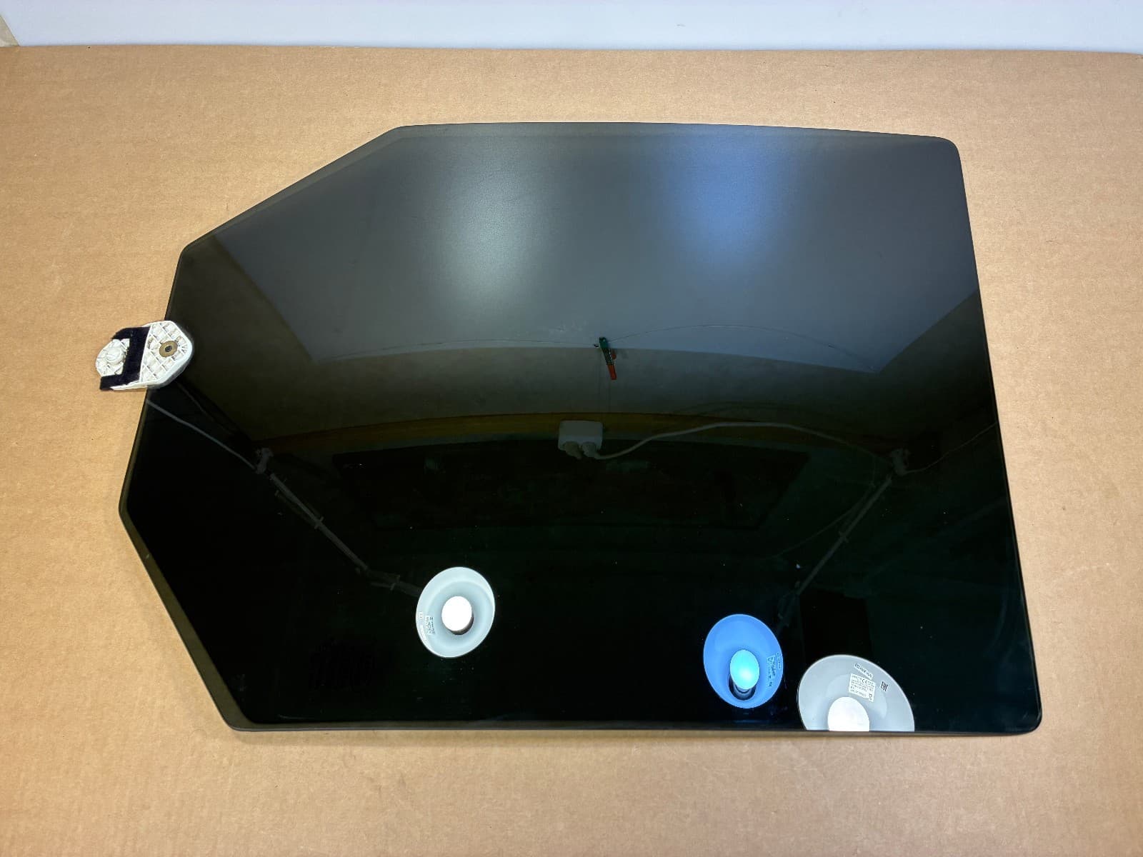 LAND ROVER GENUINE Land Rover Range Rover Sport L320 Rear Right Door Window Glass