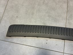 LAND ROVER GENUINE Land Rover Range Rover Sport L320 Rear Bumper Step Pad LR015131 — thumbnail 2