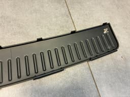 LAND ROVER GENUINE Land Rover Range Rover Sport L320 Rear Bumper Step Pad LR015131 — thumbnail 5