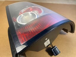 LAND ROVER GENUINE Land Rover Range Rover Sport L320 Rear Right Tail Light Lamp LR015289 — thumbnail 7