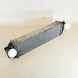 BMW BMW 5er F07 F10 F11 530d INTERCOOLER 17517805629-06 RADIATOR CHARGE AIR 7805629 — thumbnail 1