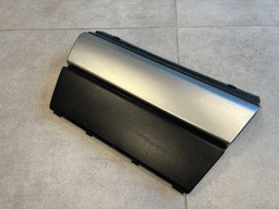 LAND ROVER GENUINE Land Rover Range Rover Sport L320 Rear Towing Eye Trim LR019170 — thumbnail 2