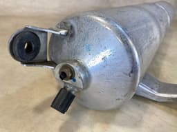 PORSCHE Porsche CAYENNE 92A 958 TOUAREG 7P5 7P6 OEM Suspension Container Reservoir — thumbnail 6