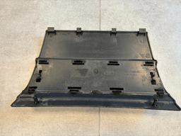 LAND ROVER GENUINE Land Rover Range Rover Sport L320 Rear Towing Eye Trim LR019170 — thumbnail 6