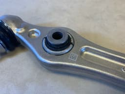MERCEDES-BENZ Mercedes W205 W213 W238 W253 W257 W293 GENUINE Front Wischbone Arm 4 MATIC — thumbnail 7