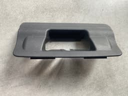 LAND ROVER GENUINE Land Rover Range Rover Sport L320 REAR TAILGATE TRIM ERK500561 — thumbnail 4