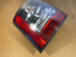 LAND ROVER GENUINE Land Rover Range Rover Sport L320 Rear Left Tail Light Lamp LR015290 — thumbnail 4