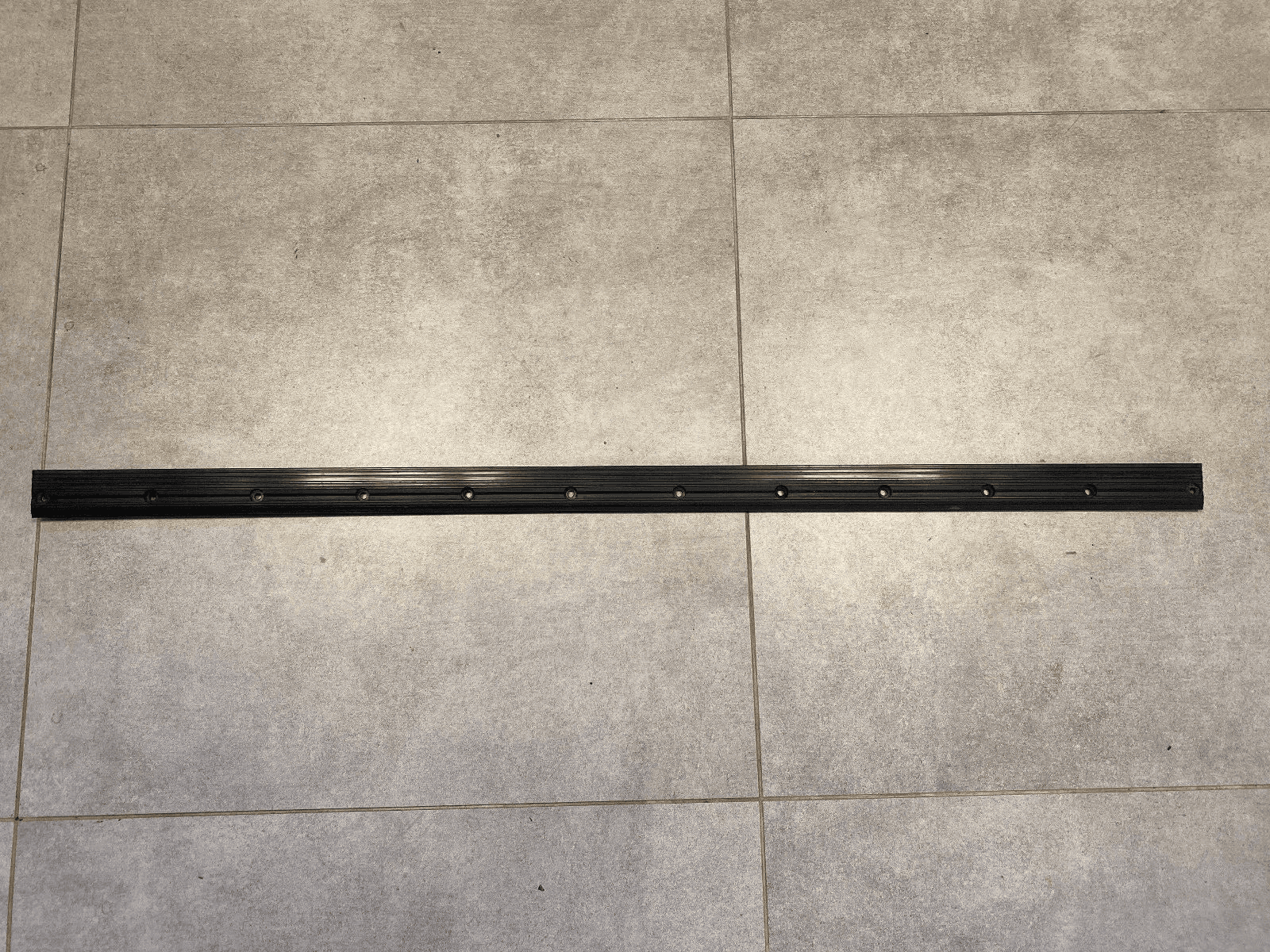 MERCEDES-BENZ Mercedes G class W463 GENUINE Rear Trunk Cargo Black Trim