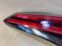 TOYOTA GENUINE TOYOTA RAV4 RH REAR RIGHT INNER SIDE TAIL LIGHT 81580-42030 LHD EUR SPEC — thumbnail 4