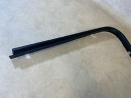 MERCEDES-BENZ Mercedes G class W463 GENUINE Rear Right Door Window Frame Top Trim A4637350171 — thumbnail 4
