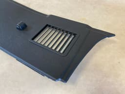 MERCEDES-BENZ Mercedes G class W463 Rear RH Genuine Trim Cover D-Pillar A4636941025 — thumbnail 3