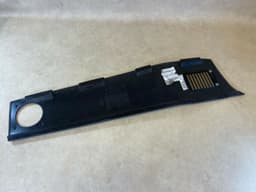 MERCEDES-BENZ Mercedes G class W463 Rear RH Genuine Trim Cover D-Pillar A4636941025 — thumbnail 7
