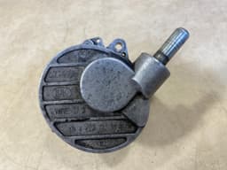 MERCEDES-BENZ Mercedes G class W463 4.0 cdi G400 Genuine Vacuum Pump A6282300065 — thumbnail 10