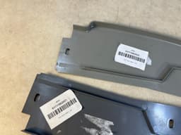 BMW BMW 7 E23 GENUINE Front Wheel Arch Fender Cover Housing x2 psc — thumbnail 3