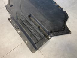 BMW OEM BMW X5 E70 E70 LCI X6 E71 E72 Underride portection, tank, left 51757158405 — thumbnail 10