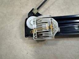 BMW Genuine BMW X5 E70 CLI E70 FRONT LEFT WINDOW REGULATOR WITH MOTOR 51337166379 — thumbnail 10