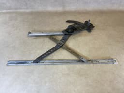 BMW BMW 7 E23 GENUINE Front Left Window Mechanic Regulator 51321867921 — thumbnail 10