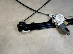 BMW Genuine BMW X5 E70 CLI E70 REAR RIGHT WINDOW REGULATOR WITH MOTOR 51357166382 — thumbnail 2