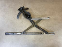 BMW BMW 7 E23 GENUINE Front Right Window Mechanic Regulator 51321867922 — thumbnail 1