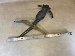 BMW BMW 7 E23 GENUINE Front Right Window Mechanic Regulator 51321867922 — thumbnail 9