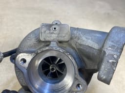 BMW Genuine BMW X5 E70 Exch. turbo charger 11657802587 — thumbnail 5