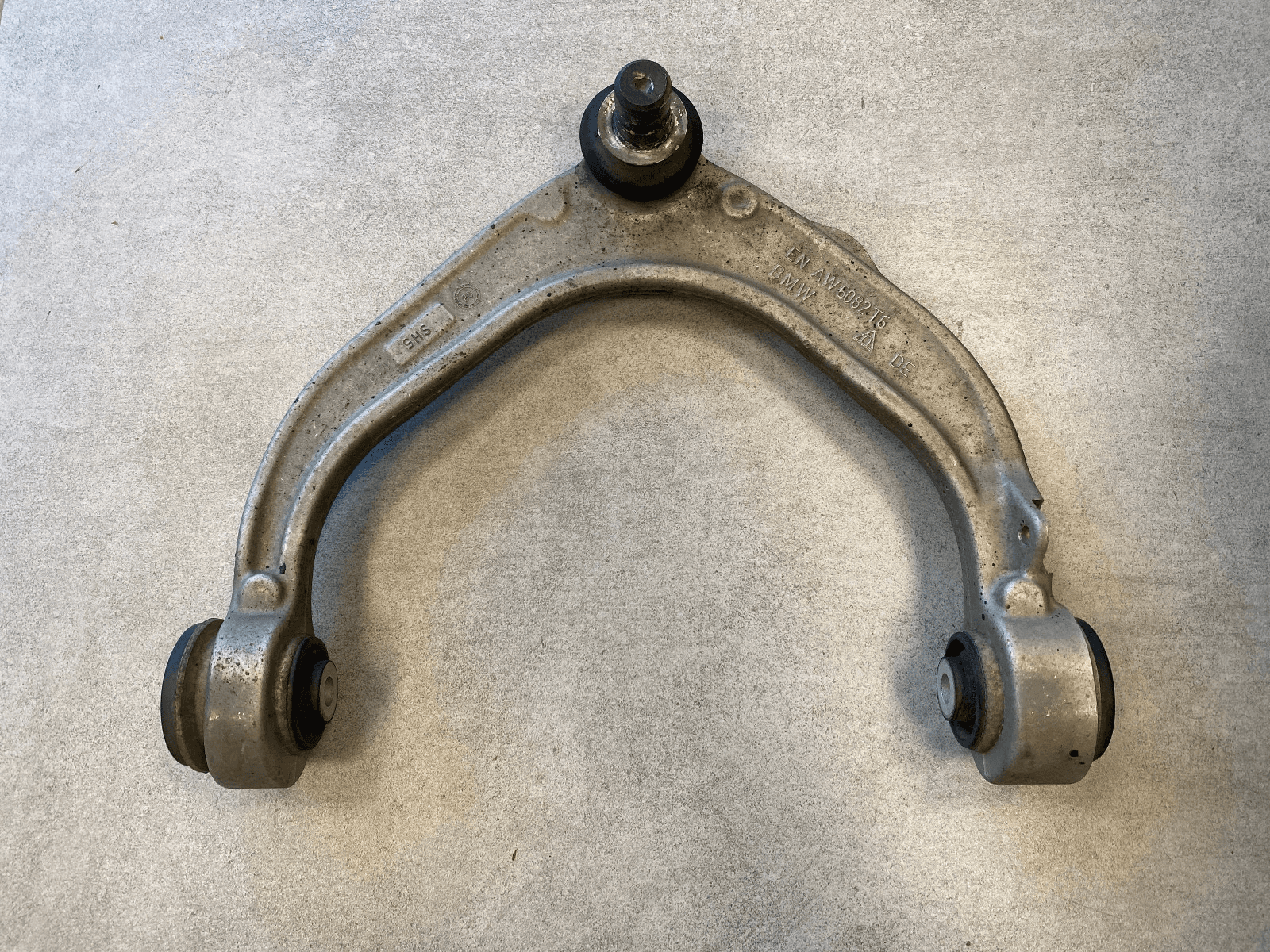 GENUINE BMW X5 E70 F15 X6 E71 E72 F16 Wishbone, top, with rubber mount right