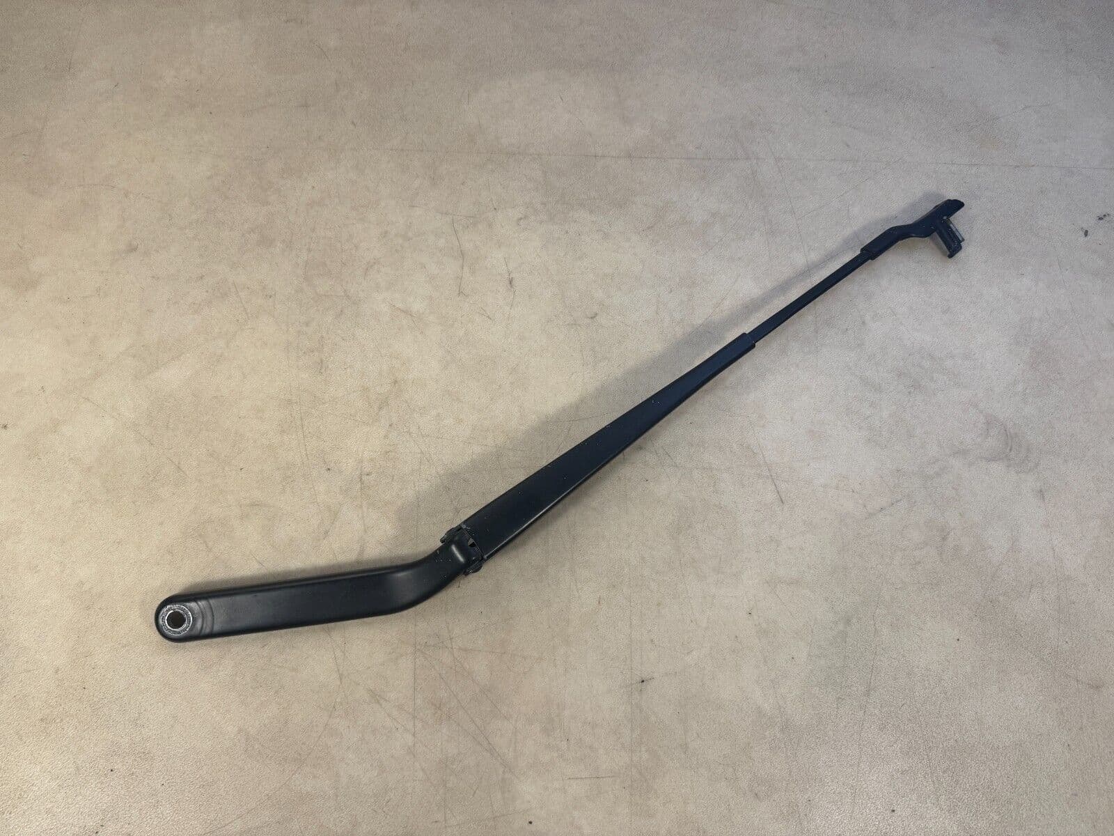 BMW BMW X5 E70 E70 LCI LEFT WINDSHIELD Wiper arm driver's side Left 61619449962