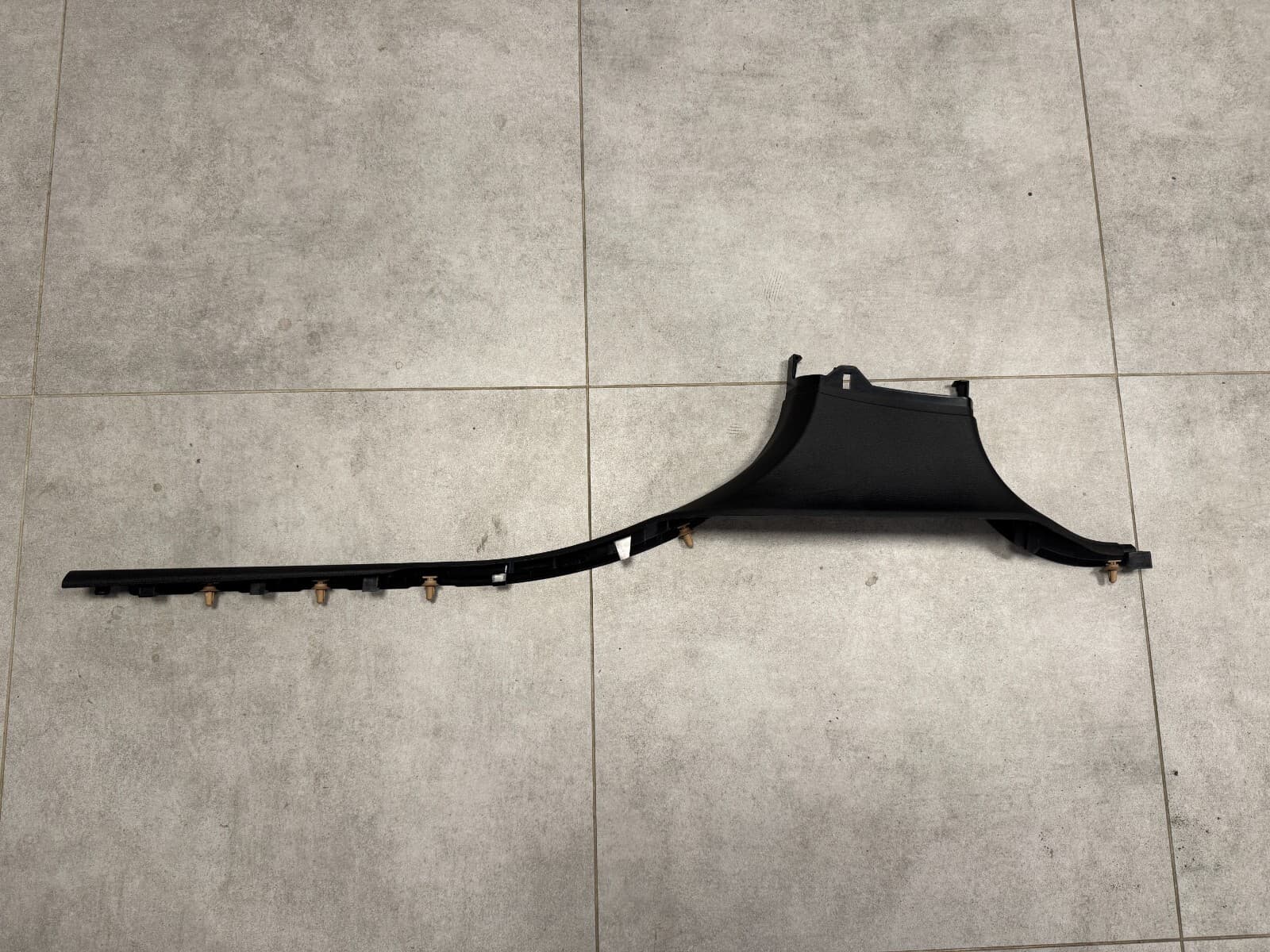 OEM BMW X5 E70/LCI Schwarz Black Cover Strip Entrance Front Right 51476954906