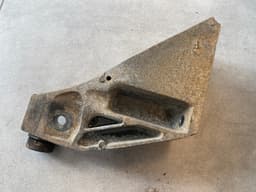 BMW GENUINE BMW X5 E70 Right Side Engine Bracket 22116772680 — thumbnail 9