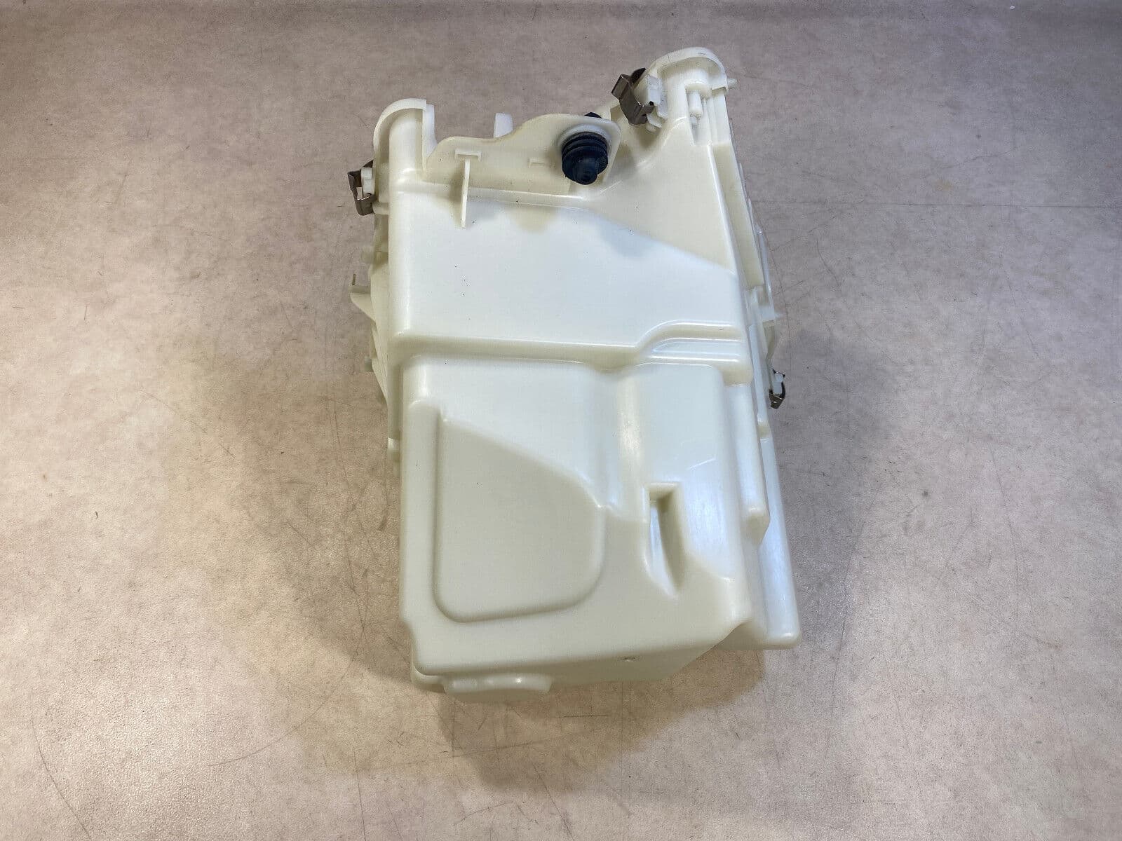 BMW GENUINE BMW X5 E70 F15 X6 E71 E72 F16 Bottom part, E-Box