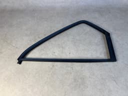 BMW GENUINE BMW 7 E23 Rear Right Rubber Window guide Door Seal Frame 51341917798 — thumbnail 7