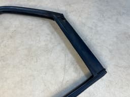 BMW GENUINE BMW 7 E23 Rear Right Rubber Window guide Door Seal Frame 51341917798 — thumbnail 10