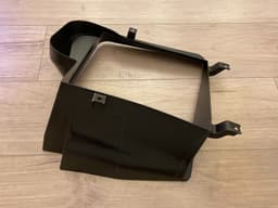 BMW BMW X6 E71 E72 GENUINE Oil Cooler Air Duct Right 51712159354 — thumbnail 7