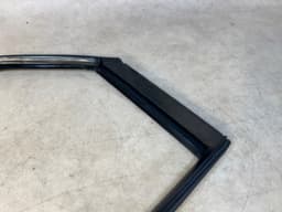 BMW GENUINE BMW 7 E23 Rear Left Rubber Window guide Door Seal Frame 51341917797 — thumbnail 9