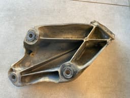 BMW GENUINE BMW X5 E70 X6 E71 Engine supporting bracket, left 22116787489 — thumbnail 6
