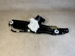 BMW Genuine BMW 5 Series F10 F11 REAR LEFT DRIVER SIDE WINDOW REGULATOR 51357182613 — thumbnail 7
