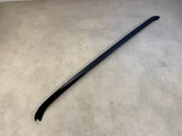 BMW BMW X5 E70 E70 LCI RIGHT WINDSHIELD DRIP MOLDING TRIM BLACK 51317250396 — thumbnail 2