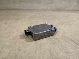BMW BMW X5 E70 5 E70 F10 6 E84 7 F01 X6 71 USB hub Module 84109123739 — thumbnail 8