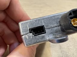 BMW BMW X5 E70 5 E70 F10 6 E84 7 F01 X6 71 USB hub Module 84109123739 — thumbnail 10