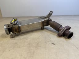 BMW BMW 3 5 7 X3 E90 E60 E65 E83 DIESEL EGR COOLER 11717794245 — thumbnail 7