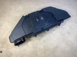 BMW BMW E70 X5 X6 E71 Intake Air filter housing upper 13717798340 — thumbnail 3