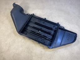 BMW BMW E70 X5 X6 E71 Intake Air filter housing upper 13717798340 — thumbnail 6