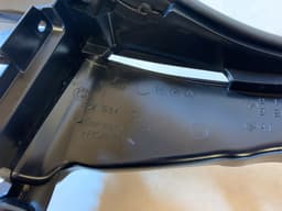 BMW BMW 5 F10 F11 F18 GENUINE Center Console Black ARM Rest 51169288907 — thumbnail 4