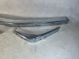 BMW BMW 7 E23 front bumper 3 pcs chrome trim set 51111880561 51111920788 51111880562 — thumbnail 3