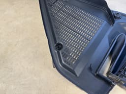 BMW GENUINE BMW X5 E70 LCI X6 E71 E72 LEFT LH Cover for housing microfilter 108341 — thumbnail 5